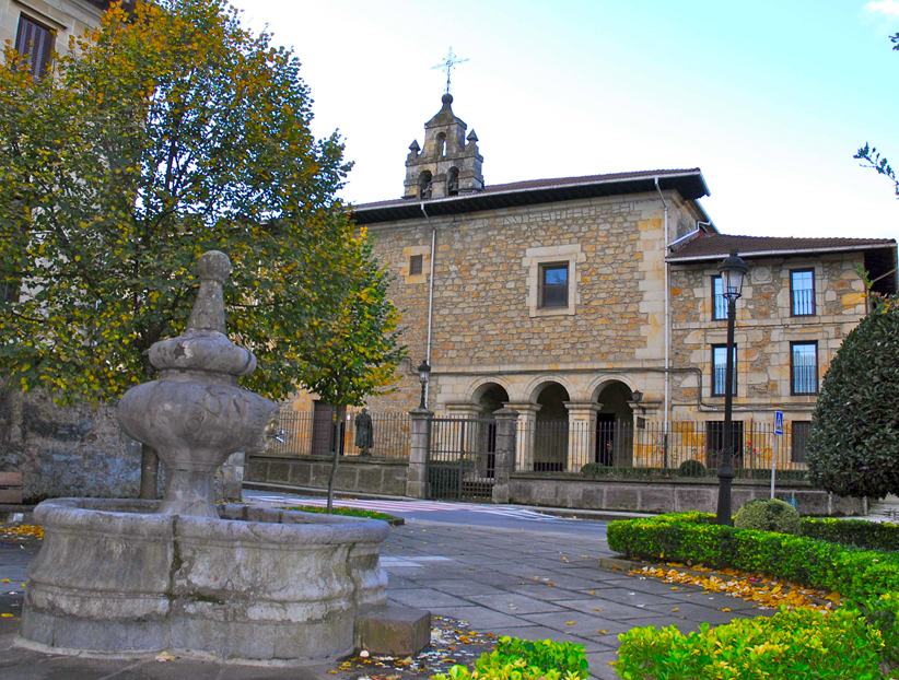 Santa Ana komentuak 325 urte betetzen ditu.